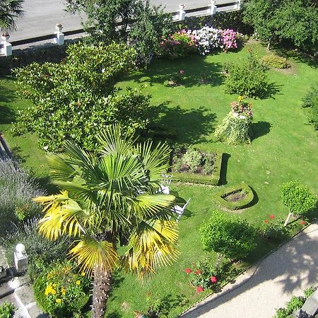Hostellerie Des 7 Molles Sauveterre  Exterior photo