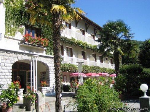 Hostellerie Des 7 Molles Sauveterre  Exterior photo